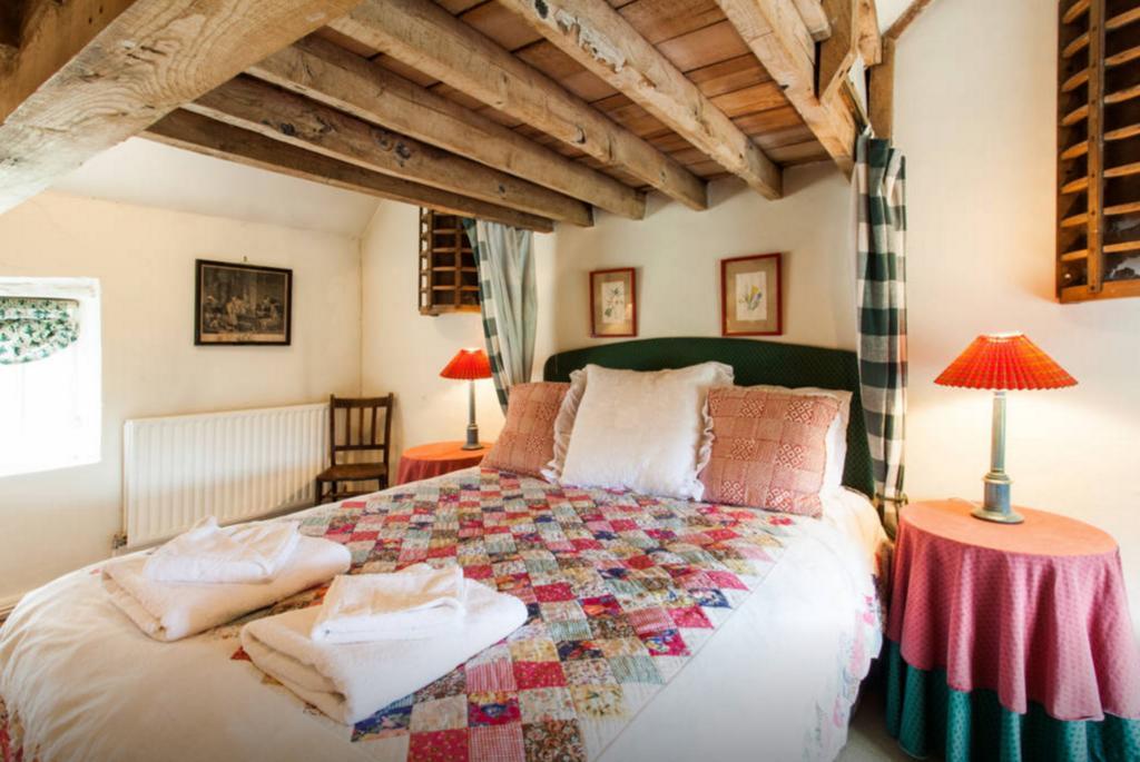 Owlpen Manor Cottages Uley Екстериор снимка
