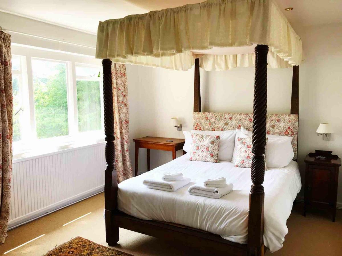 Owlpen Manor Cottages Uley Екстериор снимка